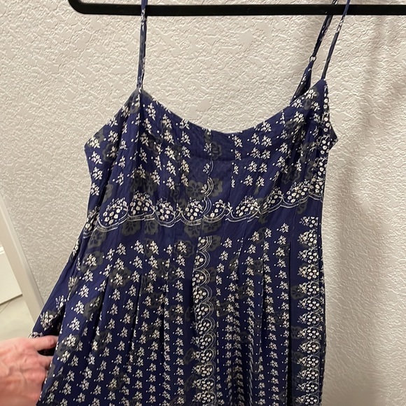 Urban outfitters UO navy blue and olive green print romper Capri wide leg M☀️ - Picture 2 of 8